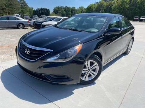 Used 2012 Hyundai Sonata GLS w/ Popular Equipment Pkg FWD image 3