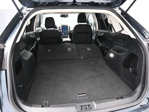 Used 2022 Ford Edge SE w/ Black Appearance Package image 24