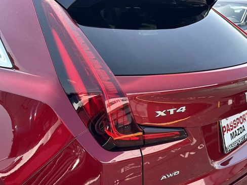 Used 2019 Cadillac XT4 Premium Luxury w/ Cold Weather Package AWD/4WD image 9