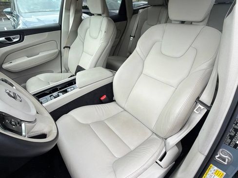 Certified 2024 Volvo XC60 B5 Plus w/ Climate Package AWD/4WD image 13