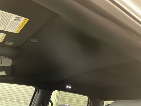 Used 2023 Ford F150 Lightning Lariat image 19