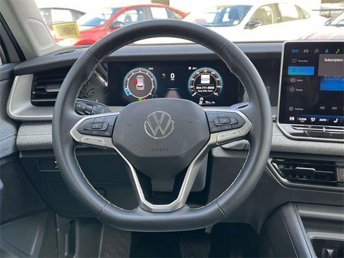 New 2025 Volkswagen Tiguan S image 14