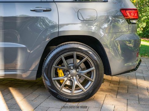 Used 2020 Jeep Grand Cherokee Trackhawk image 5