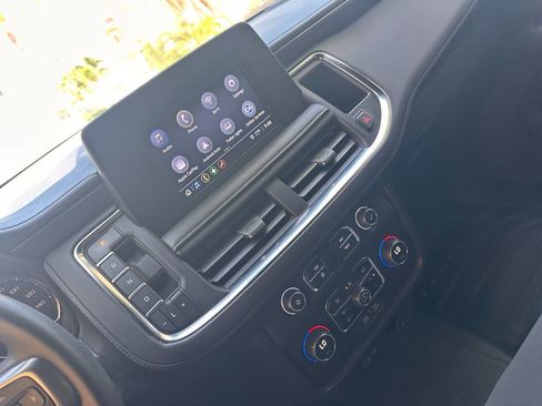 Used 2023 Chevrolet Tahoe 2WD w/ Remote Keyless Entry Package image 18