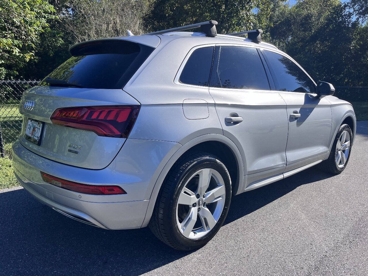 Used 2018 Audi Q5 2.0T Premium Plus w/ Premium Plus Package AWD/4WD image 10