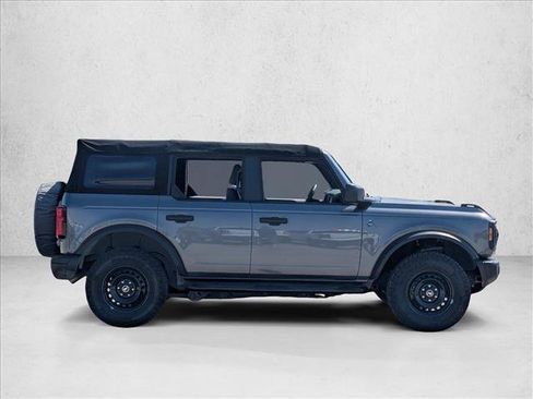 Used 2022 Ford Bronco Black Diamond AWD/4WD image 4