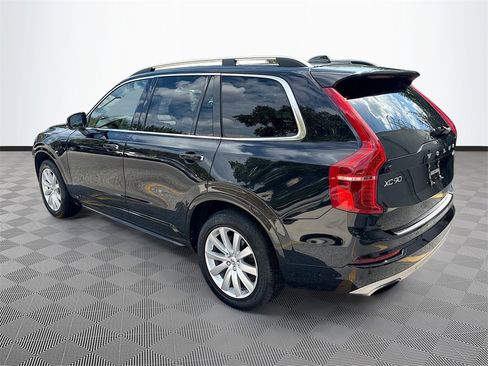 Used 2018 Volvo XC90 T6 Momentum w/ Momentum Plus Package image 6