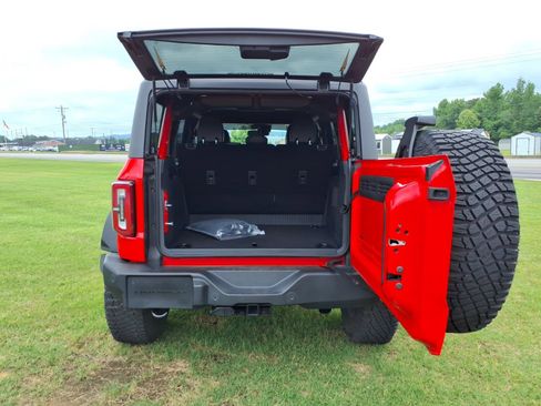 Used 2024 Ford Bronco Wildtrak AWD/4WD image 5