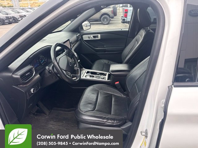 Used 2020 Ford Explorer Limited AWD/4WD image 13
