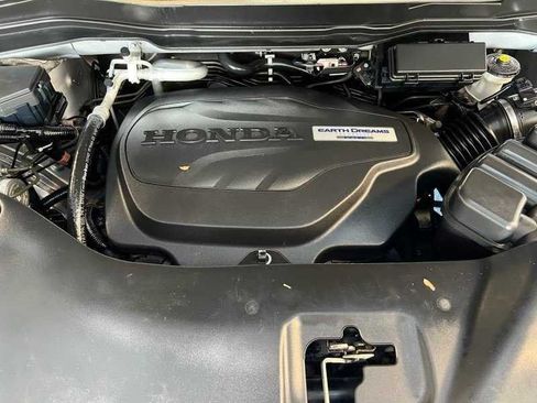 Used 2017 Honda Pilot Touring image 20