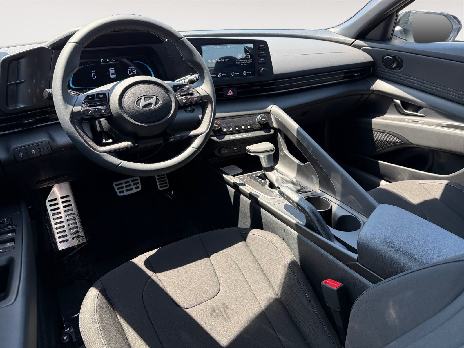 Certified 2026 Hyundai Elantra Sport FWD image 15