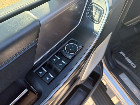 Used 2024 Ford F150 Platinum w/ Equipment Group 702A High image 12