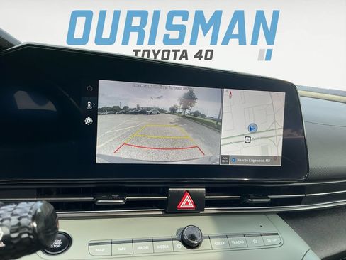 Used 2025 Hyundai Elantra Limited FWD image 20