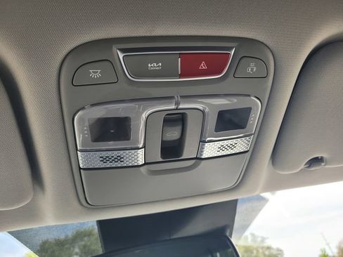 Used 2025 Kia Telluride EX AWD/4WD image 22