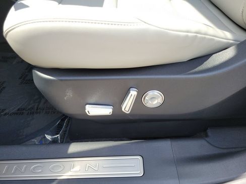 Certified 2026 Lincoln Nautilus Premier w/ Equipment Group 102A AWD/4WD image 15