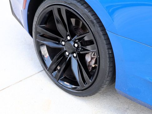 Used 2016 Chevrolet Camaro SS RWD image 16