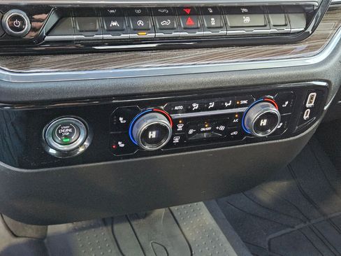 Used 2024 Chevrolet Silverado 1500 LT w/ Protection Package image 28