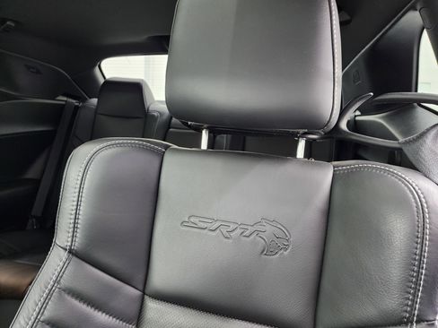 Used 2018 Dodge Challenger SRT Hellcat image 37