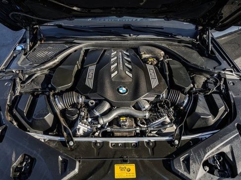 Used 2022 BMW M850i xDrive M850i xDrive image 18