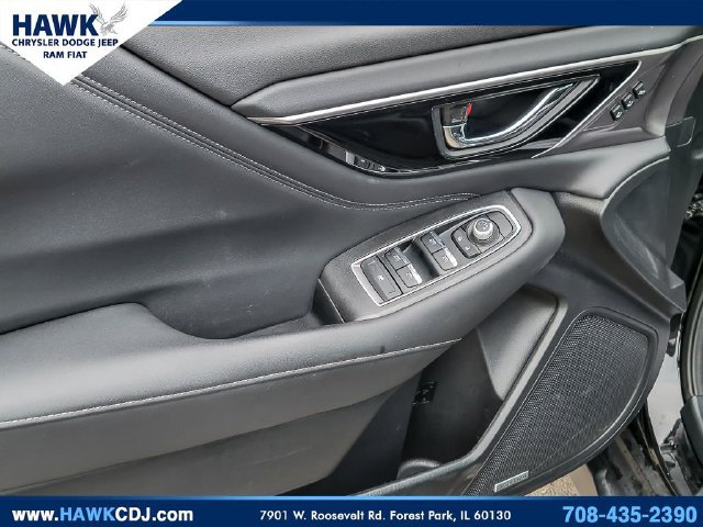Used 2025 Subaru Outback Limited AWD/4WD image 14