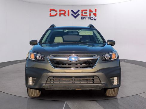 Used 2022 Subaru Outback Premium image 8