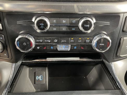 Used 2024 Ford F150 Lariat image 25