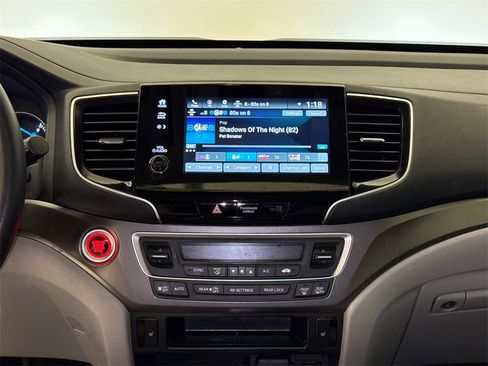 Certified 2021 Honda Pilot Special Edition image 17