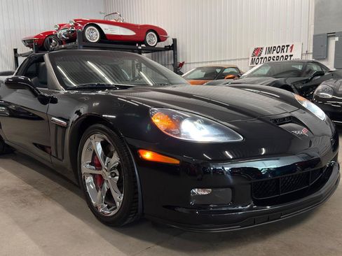 Used 2013 Chevrolet Corvette Grand Sport w/ 2LT Preferred Equipment Group RWD image 6