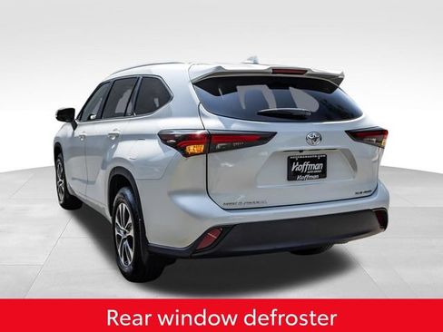 Certified 2025 Toyota Highlander XLE AWD/4WD image 11