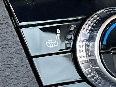 New 2026 Mitsubishi Outlander SE image 22