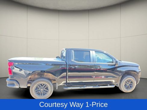 Used 2021 Chevrolet Silverado 1500 LT Trail Boss w/ Convenience Package II AWD/4WD image 11