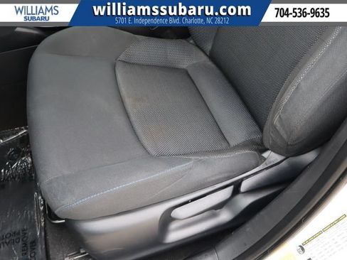Used 2021 Toyota Corolla SE w/ SE Premium Package FWD image 19
