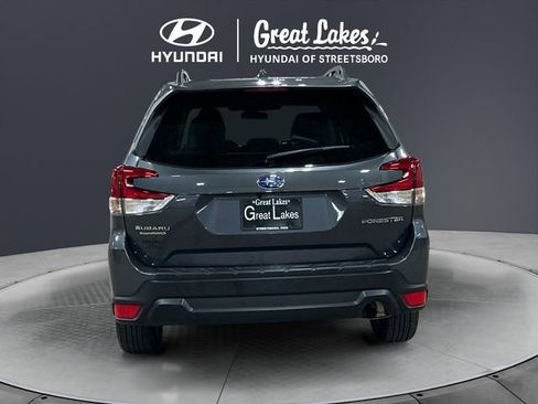 Used 2023 Subaru Forester Premium AWD/4WD image 5