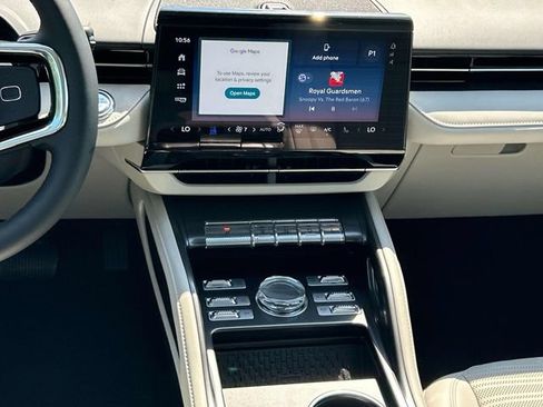 New 2026 Lincoln Nautilus Reserve AWD/4WD image 17