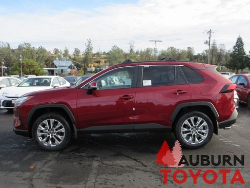 New 2025 Toyota RAV4 XLE Premium image 6