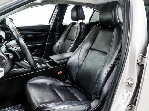 Used 2022 MAZDA MAZDA3 s image 39