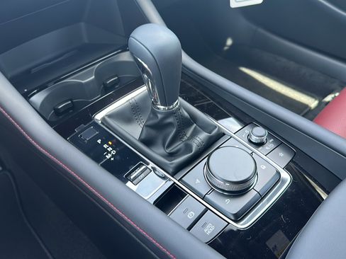 New 2025 MAZDA MAZDA3 Carbon image 24