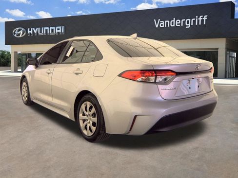 Used 2023 Toyota Corolla LE FWD image 12