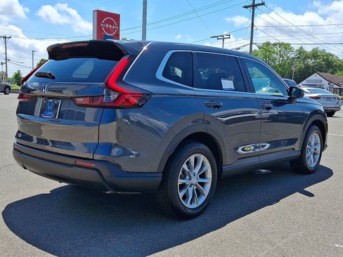 Used 2024 Honda CR-V EX image 4