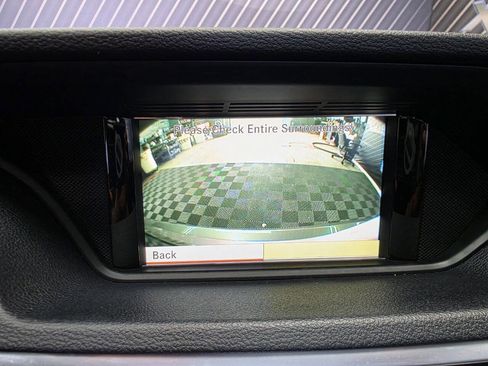 Used 2012 Mercedes-Benz E 350 Sedan image 17