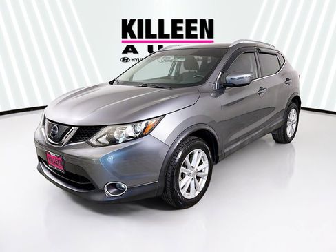 Used 2018 Nissan Rogue Sport SV w/ SV All-Weather Package image 3