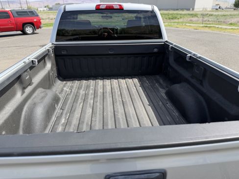 Used 2014 Chevrolet Silverado 1500 LT AWD/4WD image 6