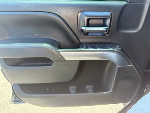 Used 2015 Chevrolet Silverado 2500 LT w/ LT Convenience Package AWD/4WD image 19