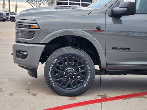New 2026 RAM 3500 Limited image 10
