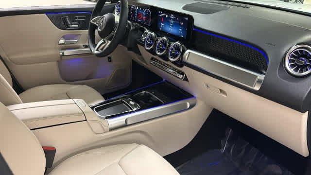 Certified 2026 Mercedes-Benz GLB 250 4MATIC image 37