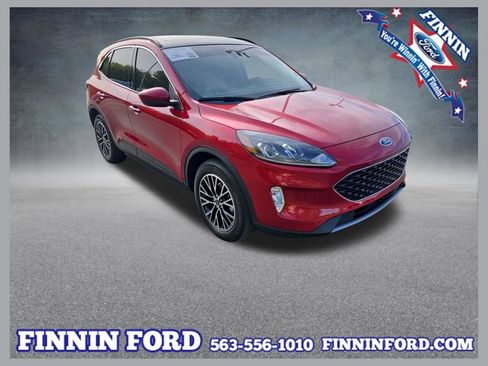 Used 2022 Ford Escape SEL w/ Technology Package FWD image 1