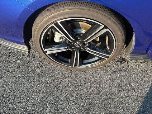 Used 2024 Honda Accord Sport image 35