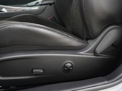 Used 2022 Dodge Challenger GT w/ Plus Package image 15