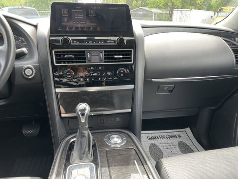 Used 2024 INFINITI QX80 Luxe RWD image 20