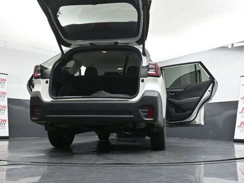 Used 2020 Subaru Outback Onyx Edition XT image 29